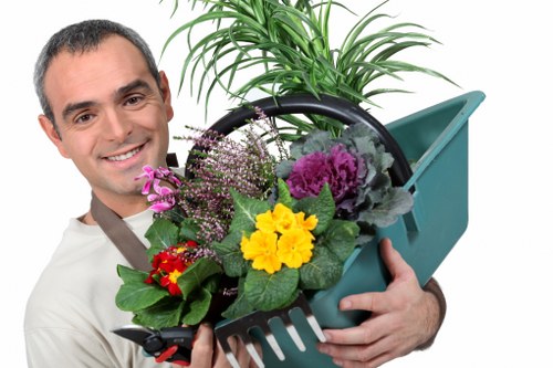 Local gardeners maintaining a Petts Wood garden
